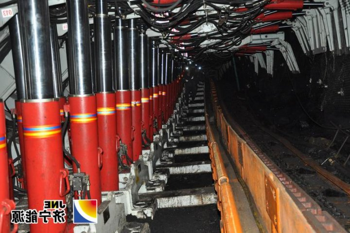 义桥煤矿提前6天完成4302综放工作面安装任务