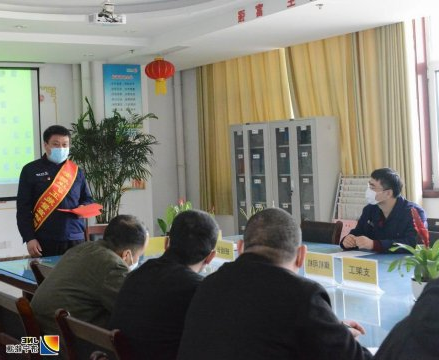 安居煤矿正能量宣讲团振奋精气神