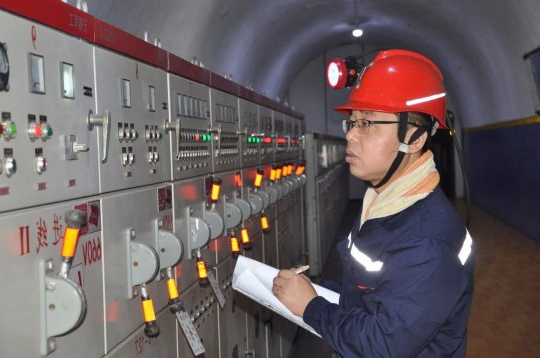 优秀技术人员事迹丨记山东省五一劳动奖章获得者卢春雷