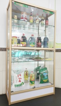 运兴分公司各项目部新增食品原材料展示柜
