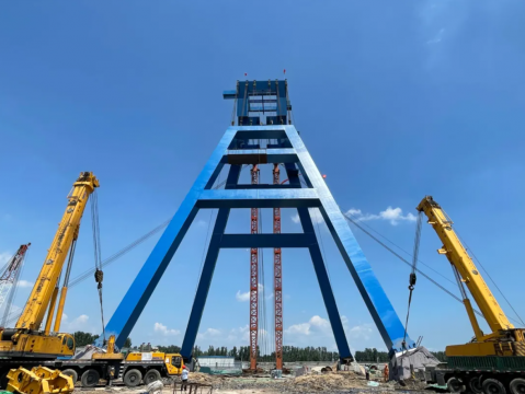 重点项目攻坚︱阳城二号井打破常规，安全、精准、高效完成混合井井架组立工作