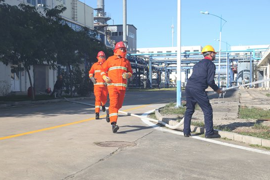 民生热能开展消防宣传日应急演练活动