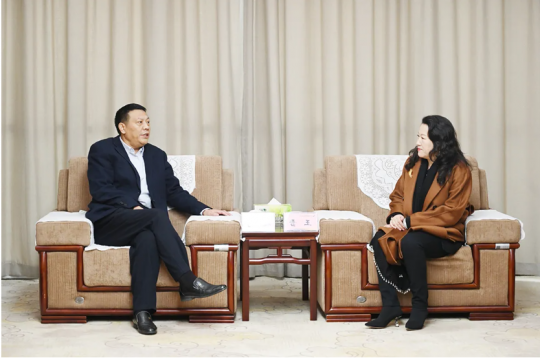 济宁能源与中煤东方、泰禾智能召开交流座谈会