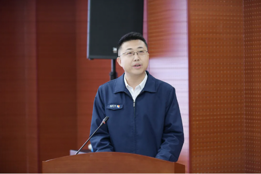 2022年工作动员暨干部作风建设大会发言摘编丨朱凯：打造一流的数字化示范工厂