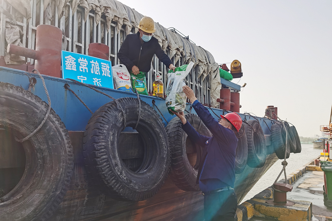 1652265918567580.jpg 5月12日,用心用情守护“船员之家”(张丹丹)1.jpg