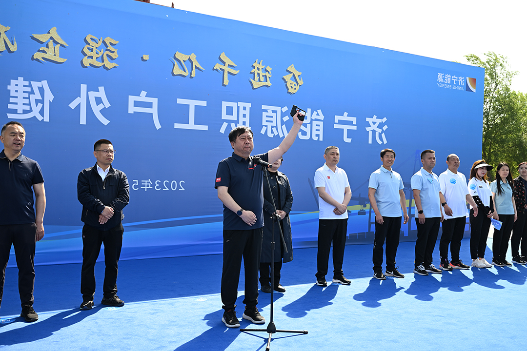 1683429809586914.jpg 发枪.JPG