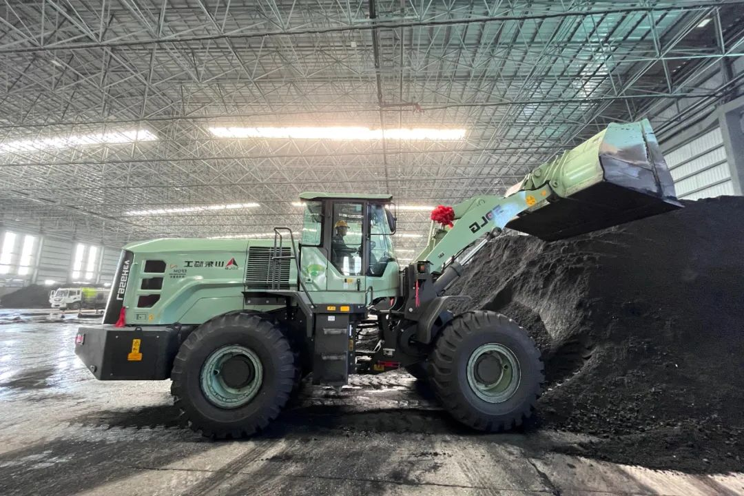 1690026086660735.jpg 640.jpg