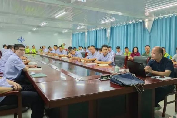 1696002259125885.jpg 640.jpg