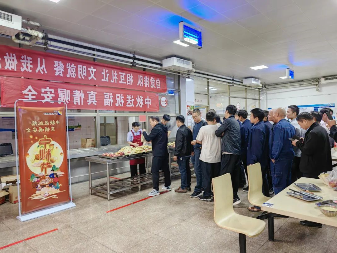 1696043435108551.jpg 640.jpg