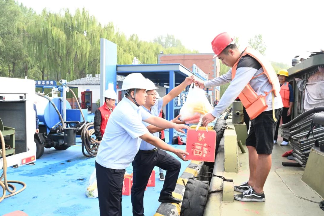 1696043502430231.jpg 640 (1).jpg