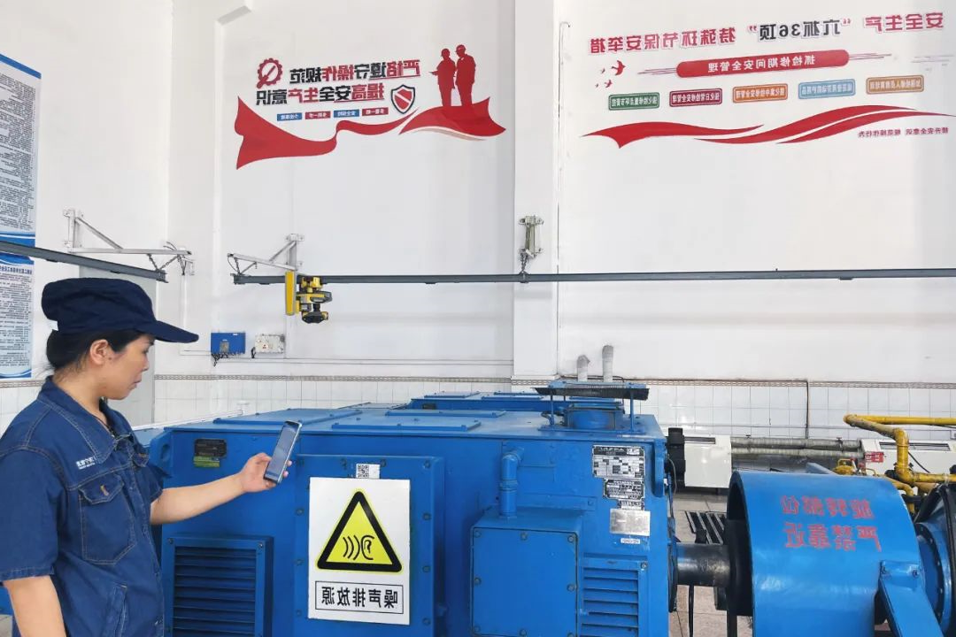 1696385577121655.jpg 640 (5).jpg