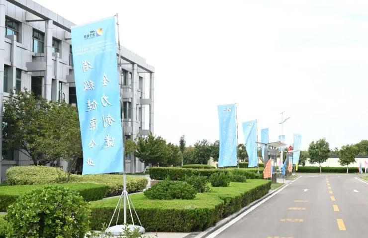 1696896728581832.jpg 640.jpg