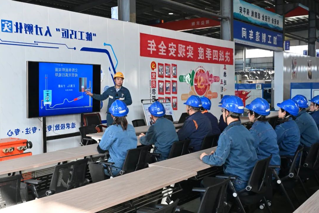 1740625956953928.jpg 0001.jpg