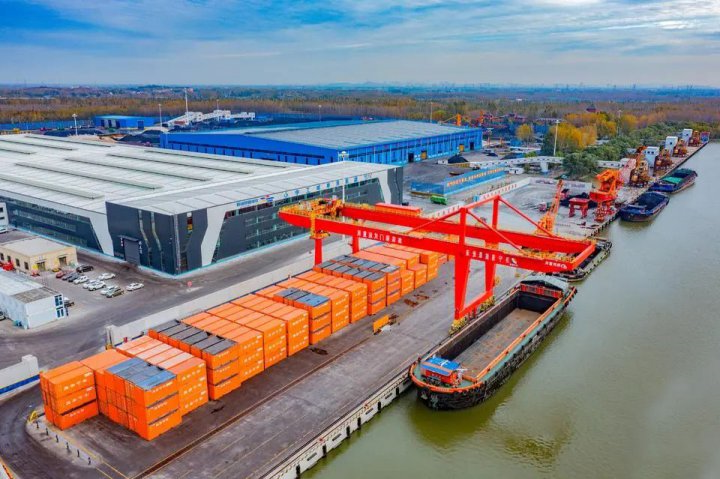 智慧新钢临港共享加工中心优化套料生产模式，助力绿色高效发展