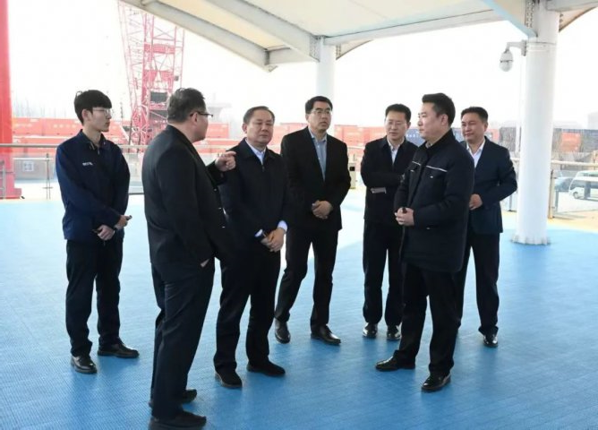 济宁市委领导到梁山港考察调研