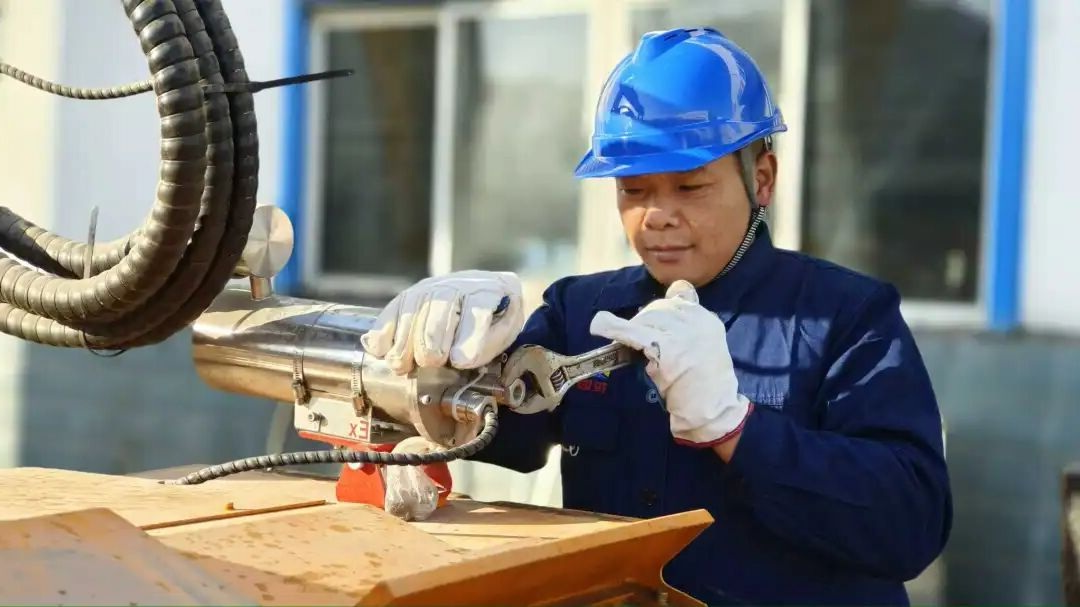 1759888694136948.jpg 02.jpg